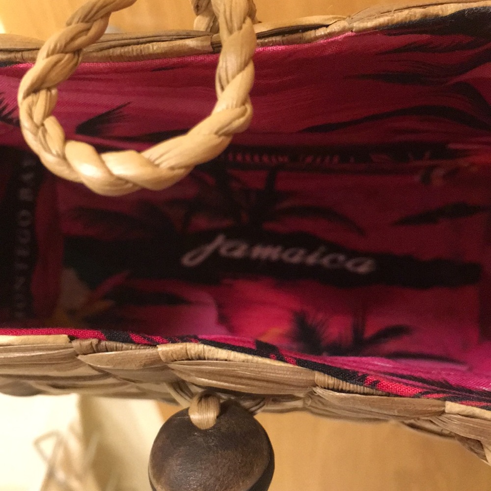 Straw Purse - Picture 3 of 3
